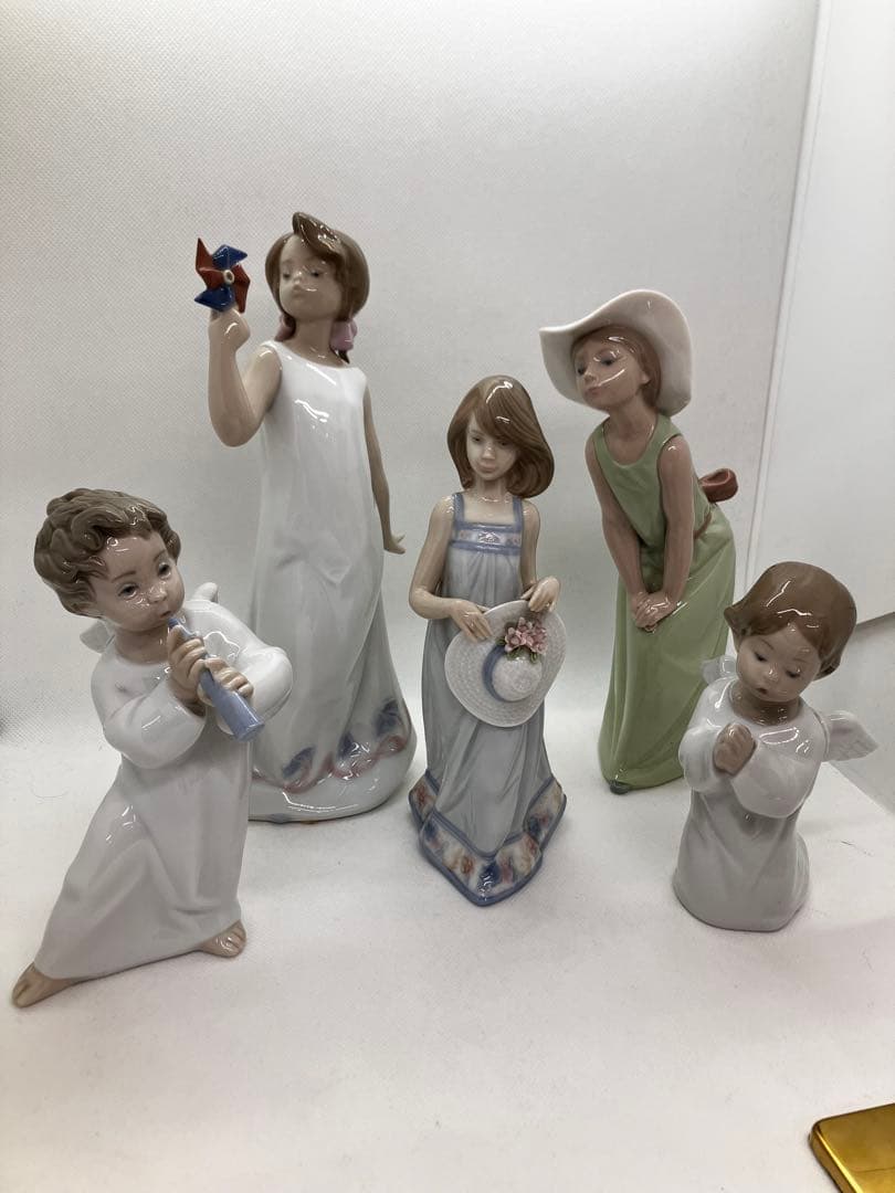 リアドロ　LLADRO 陶器人形