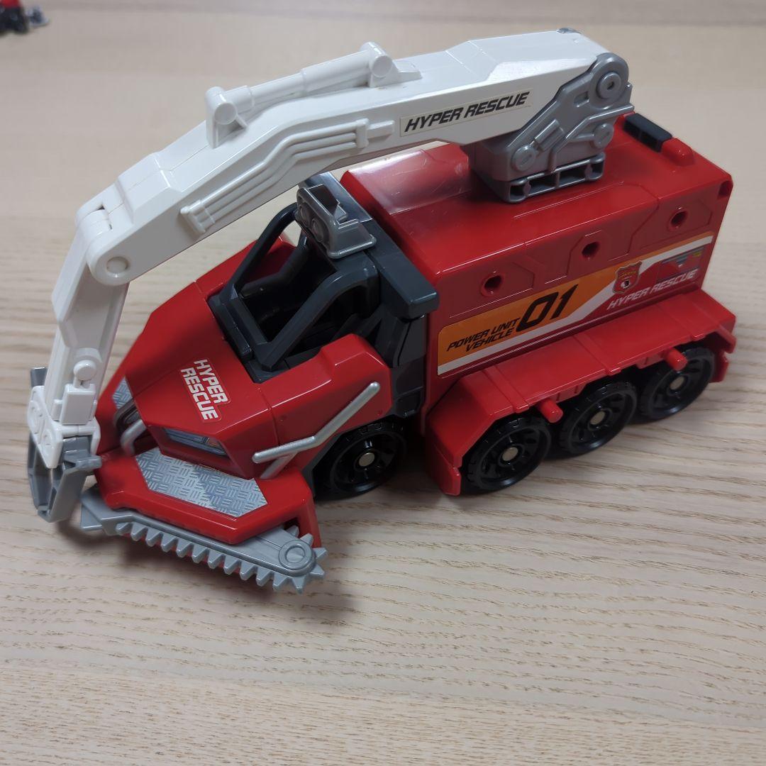 トミカ ハイパーレスキュー ハイパーブルーポリス グレートアンビュランス