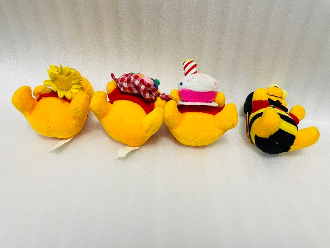 くまのプーさん　ディズニーストア　ミニ　レトロ　キーホルダー　マスコット　激レア