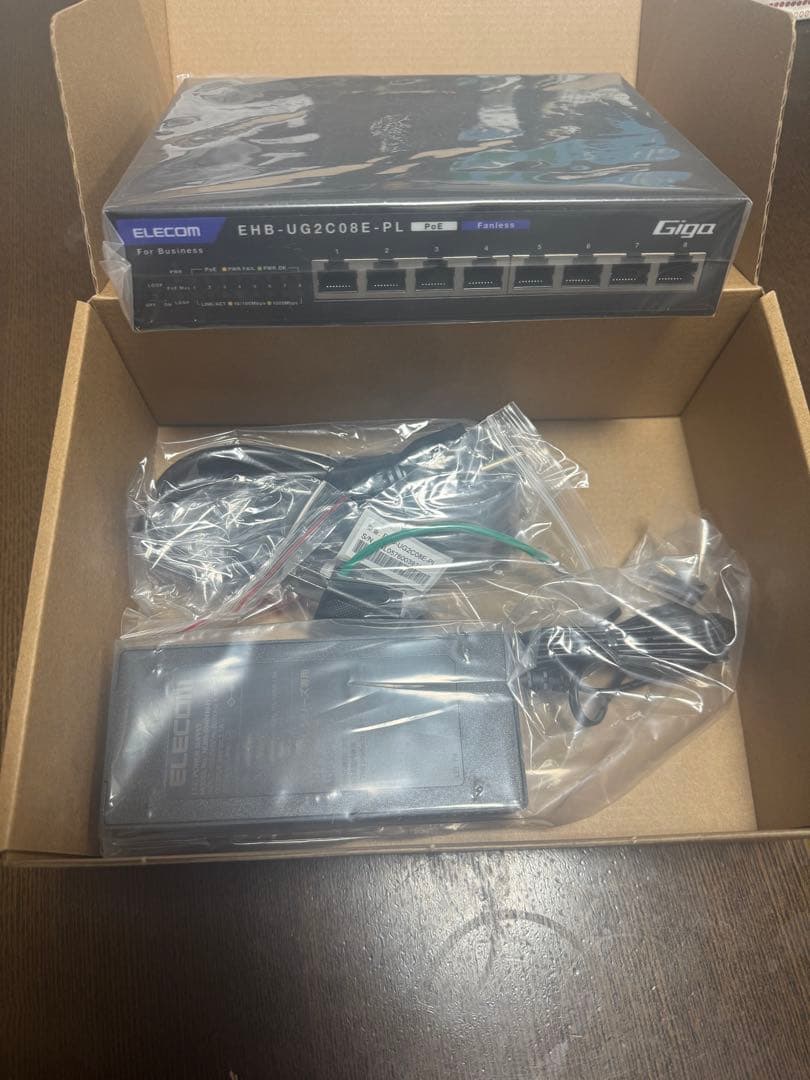 ELECOM EHB-UG2C08E-PL ギガビットPoEスイッチハブ8ポート