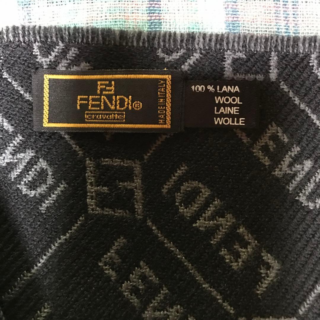 FENDI マフラー　ユニセックス
