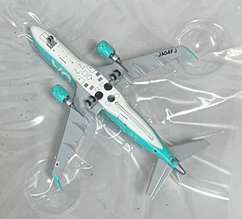航空機・ヘリコプター FDA ERJ-170 JA04FJ Greem