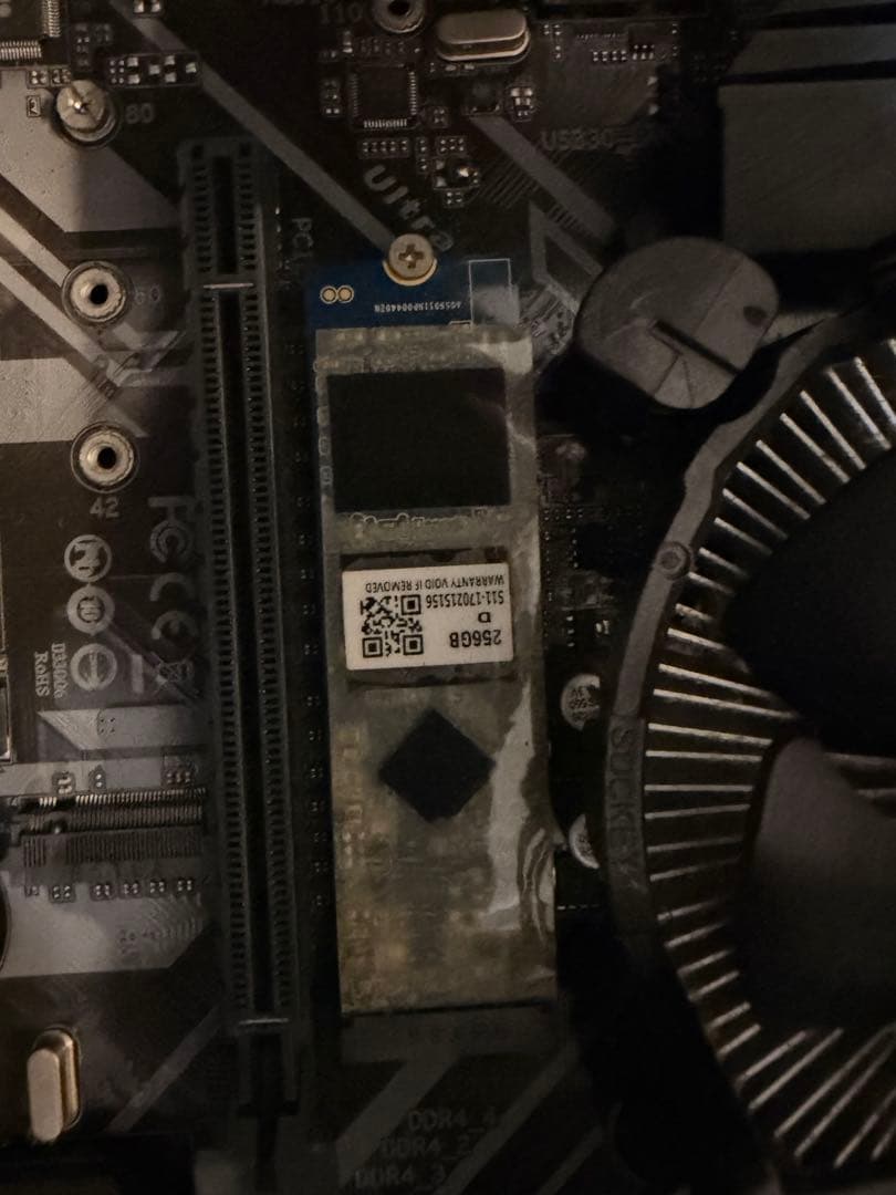 自作PC intel i5 8500 GSKILL 16B 256GB