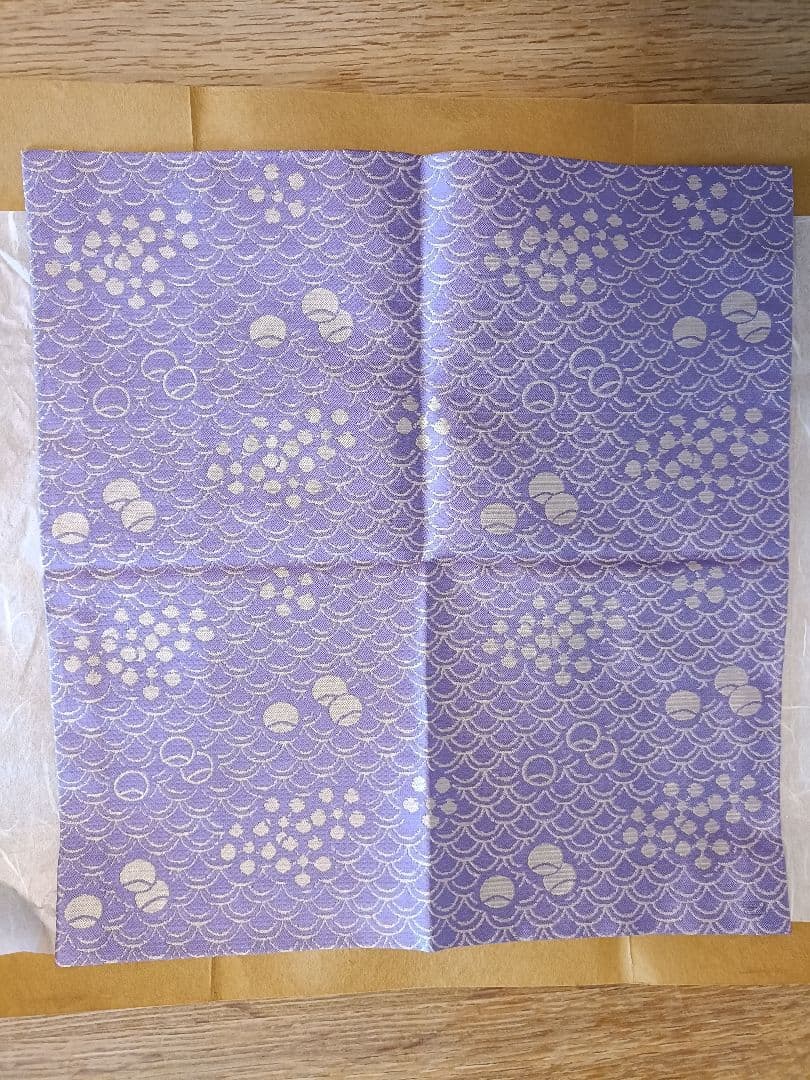 20　土田友湖　利休梅ツボツボ　茶道用帛紗　龍村美術織物