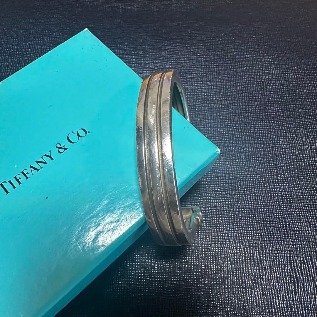 ティファニー バングル グルーブド SV 中古