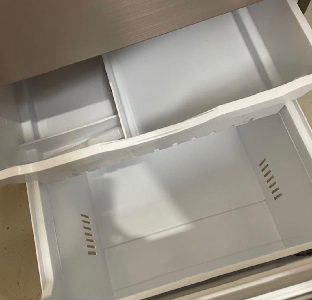 HITACHI R-V32KV シャンパンゴールド冷蔵庫 315L