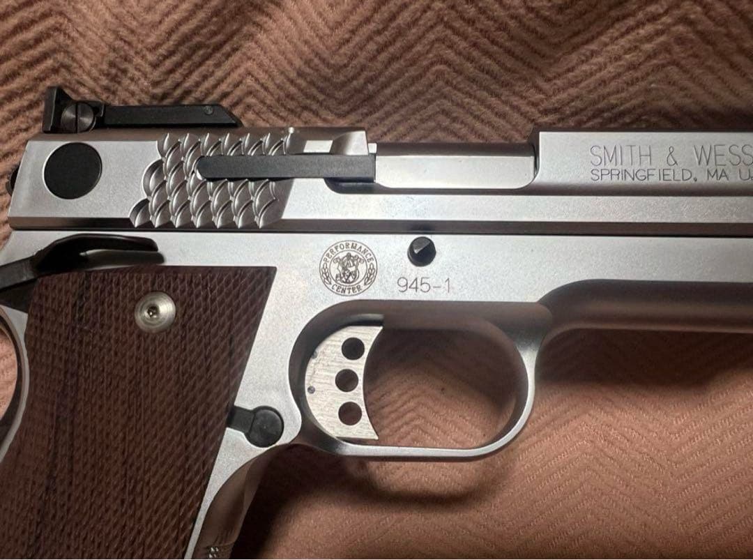 KSC S&WパフォーマンスセンターM945 ガスブローバック　ガスガン