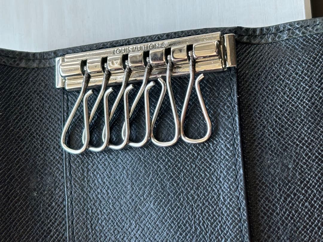 ルイヴィトン LOUIS VUITTON キーケース ミュルティクレタイガ 6連