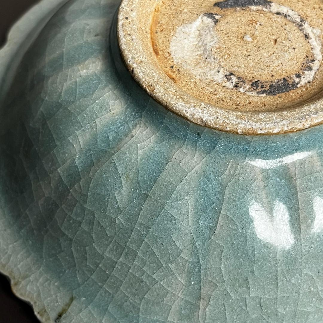 影青陵陰刻蓮紋花盤 中国美術 中国古玩