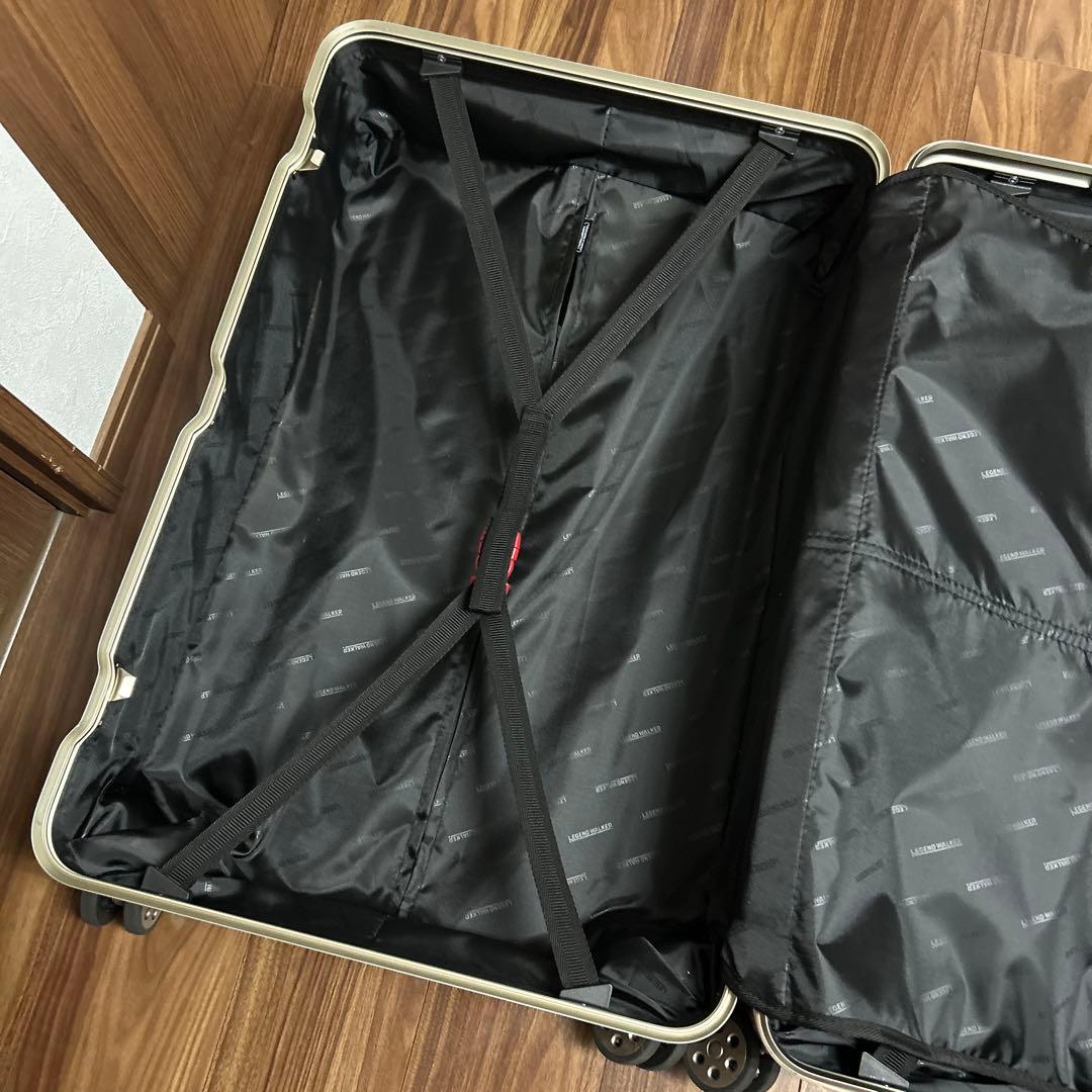 ネイビー 中型キャリーケース 4輪