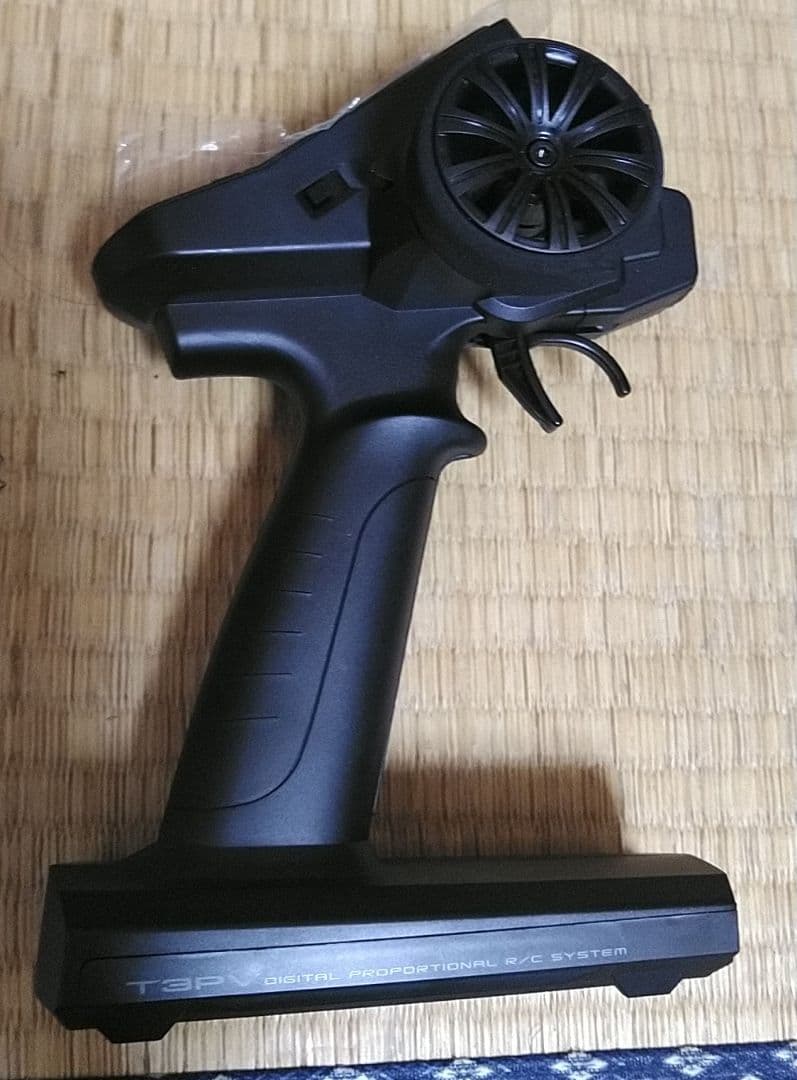 フタバ 3PV ESCサーボ受信機2個セット