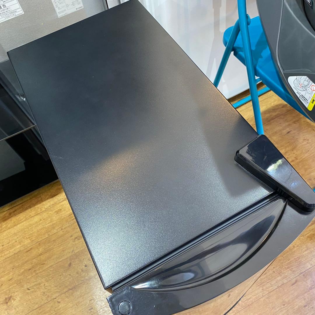 値下げしました‼️WIE 電子ミニワインクーラー WIWCTE12BFGADX