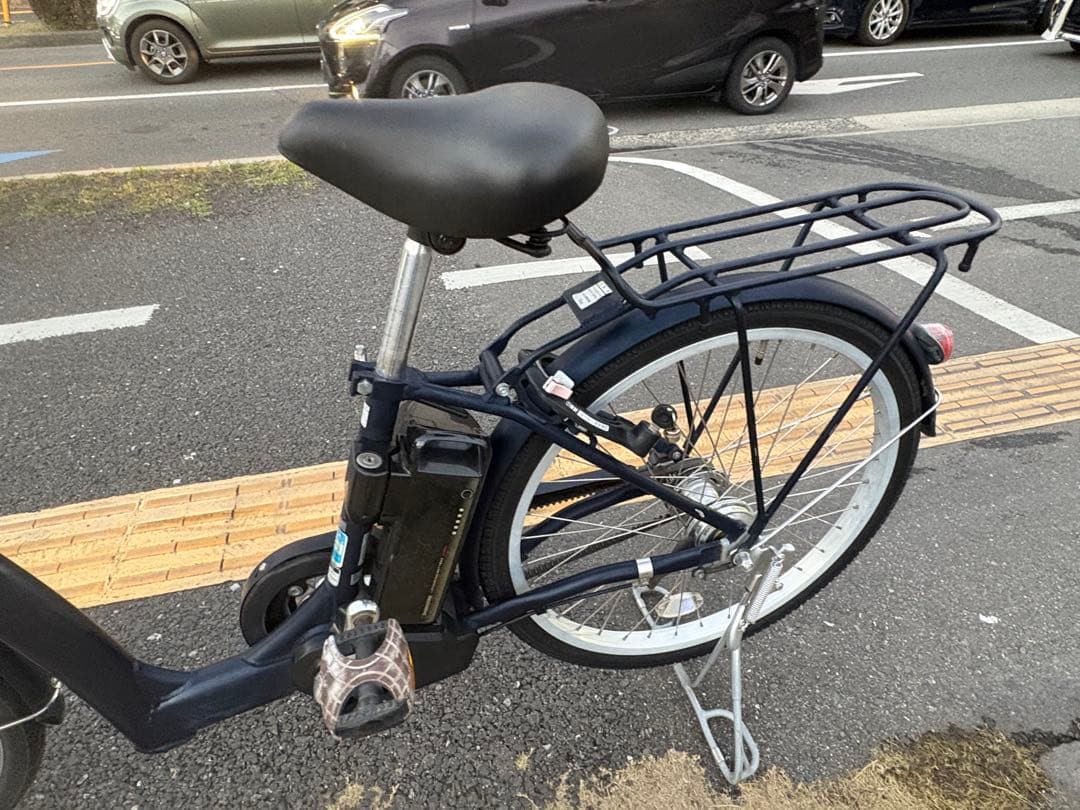 中古24インチブリヂストンベルト式電動アシスト自転車　B400 大阪