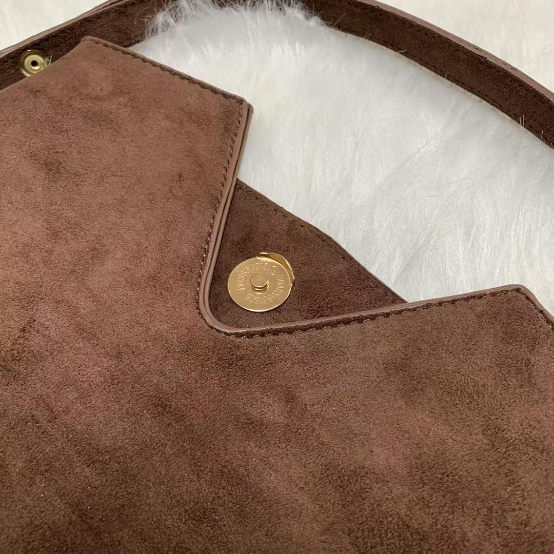 ✨美品 VivienneWestwoodショルダーバッグ スエード ブラウン✨