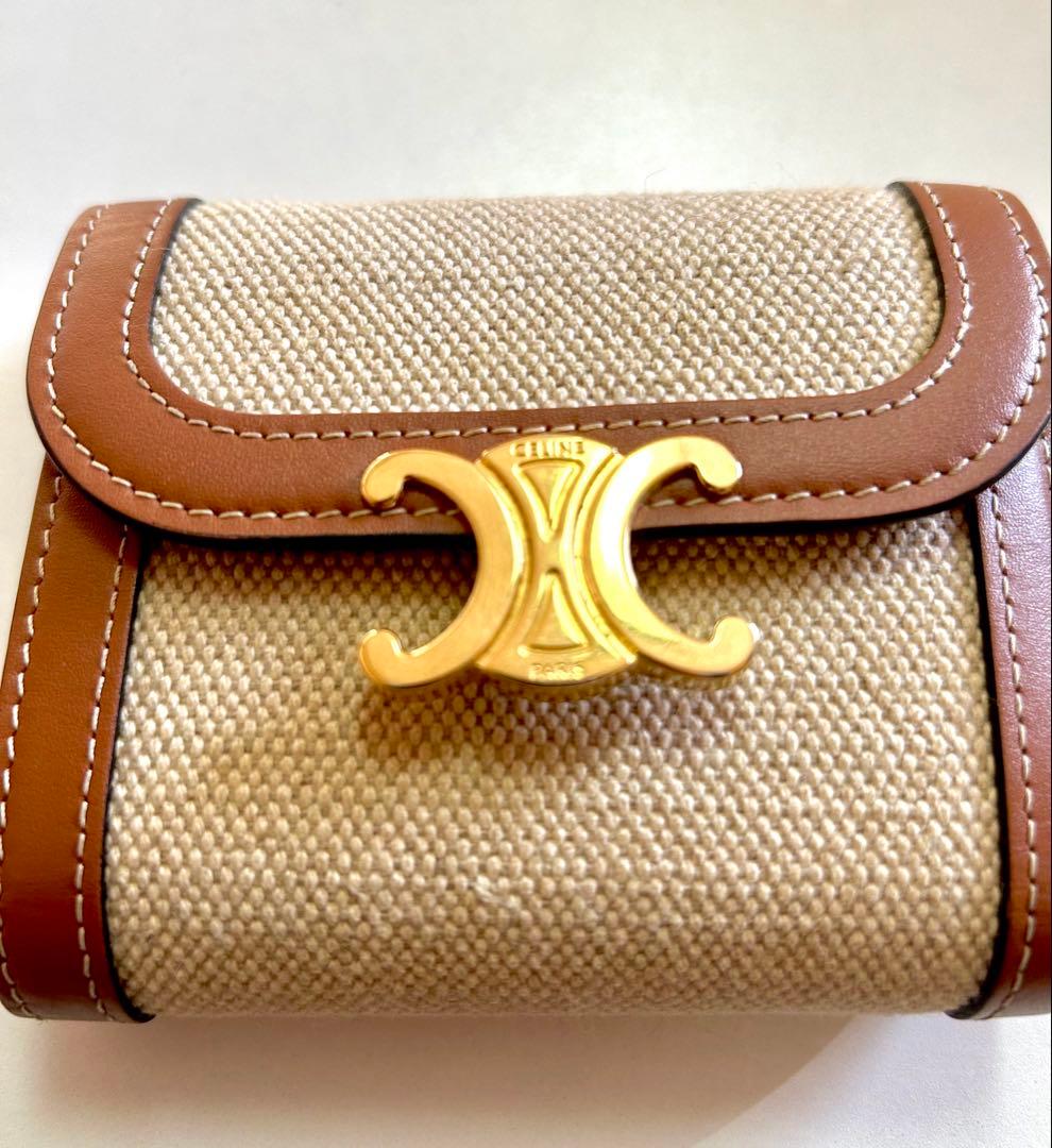 #nn# ＊美品＊CELINE トリオンフ 三つ折り財布