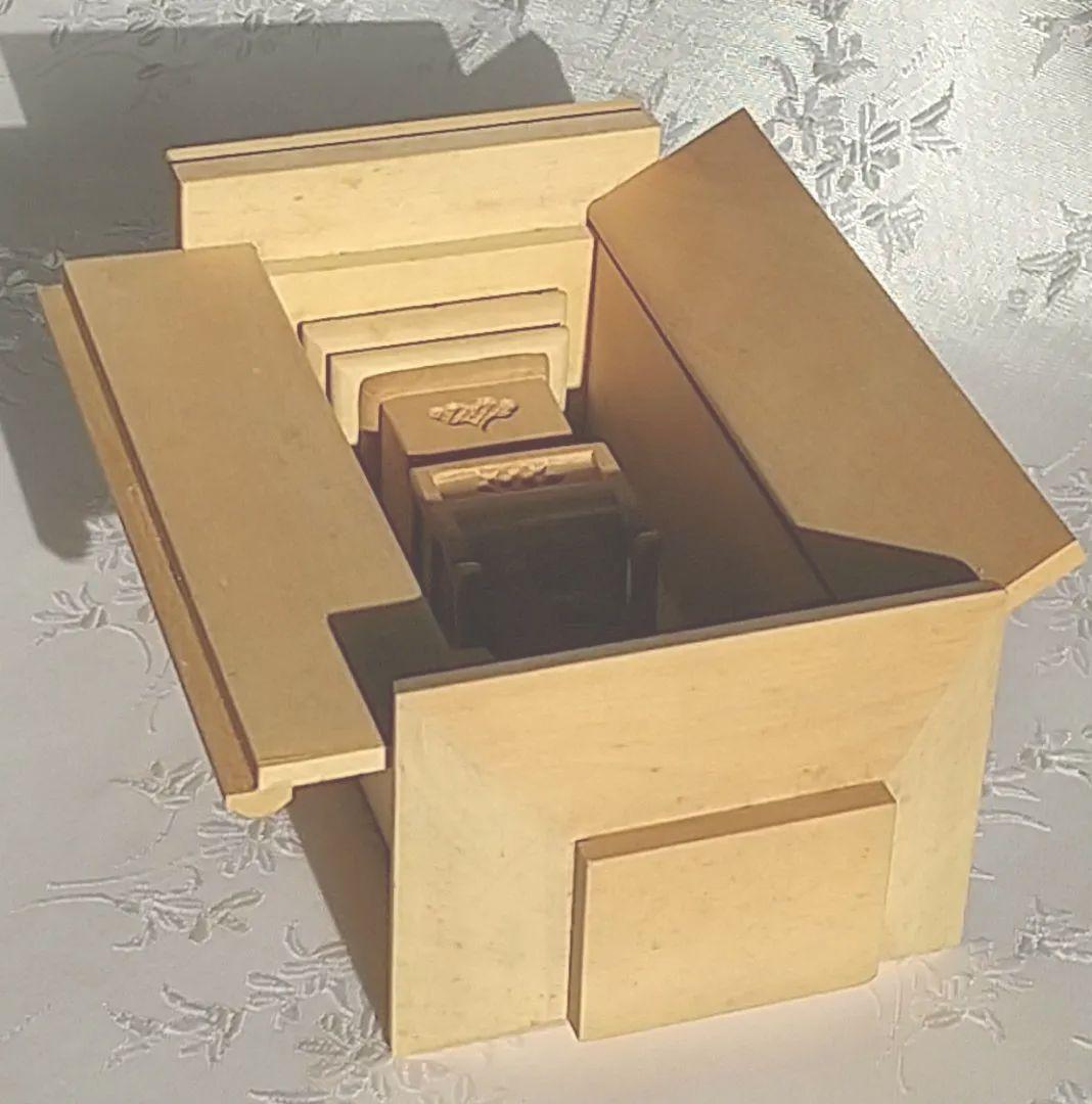 弘法大師坐像【極小】#396 厨子入り 空海 お大師さま 木彫 仏像