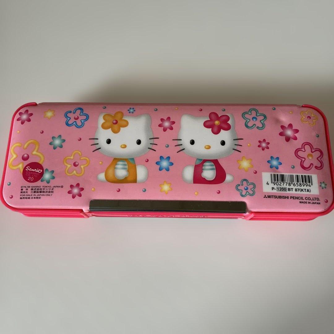 ハローキティ　お道具箱、筆箱、鉛筆キャップなどなど色々セット(未使用品、レトロ)