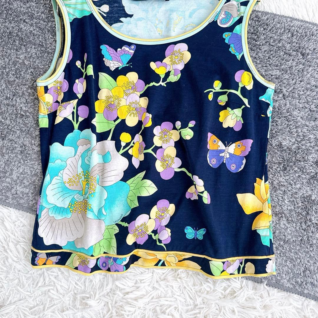 美品　レオナール　トップス　ノースリーブ　花柄　フラワー柄　コットン　黒　L