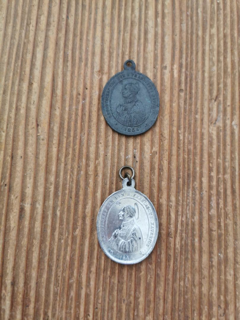 1854年アンティーク ザビエル＆キリストの心臓 異素材ラージメダイ ペアセット