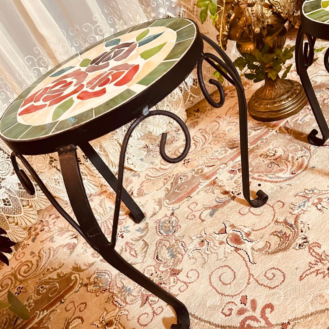 アンティーク 英国調　薔薇タイル　アイアン　花台　飾り棚　サイドテーブル　家具