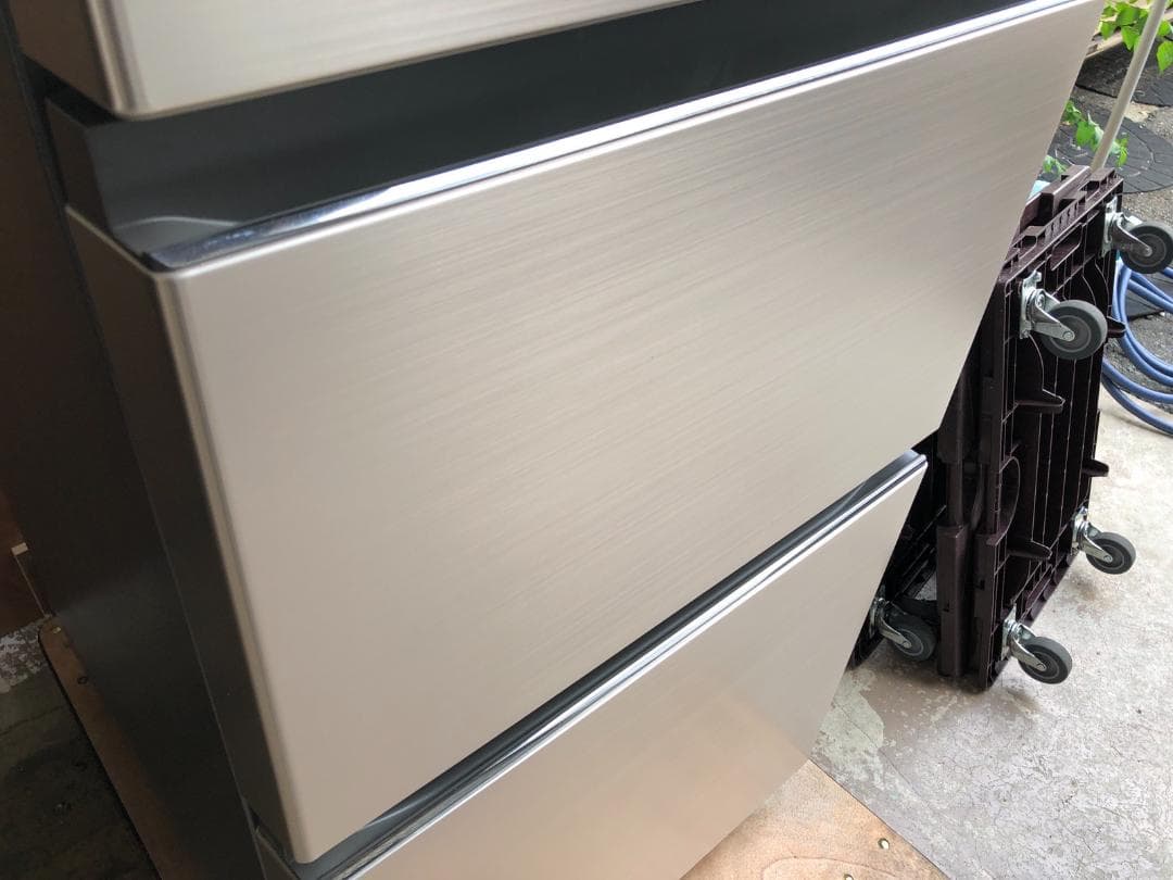 全国送料無料 日立 冷蔵庫 2020年 315L R-V32KV 3ドア 右開き