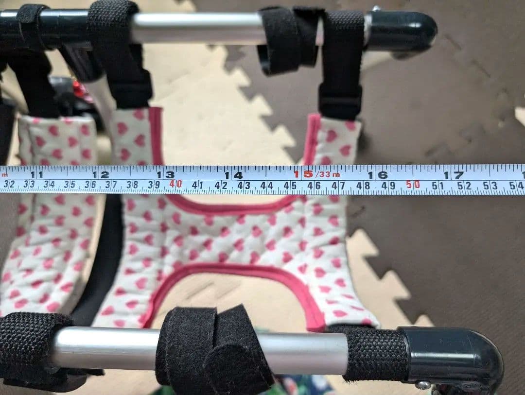 小さめ中型犬 ワンちゃん4輪 食事補助 犬用車椅子　介護補助　犬の歩行器