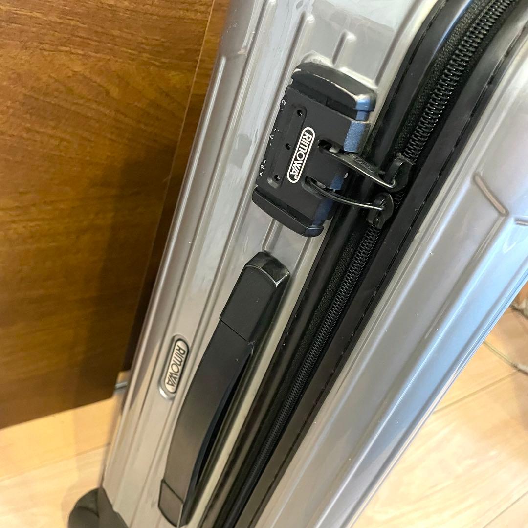【極美品】RIMOWA SALSA 2輪キャリーケース 35L/856.52