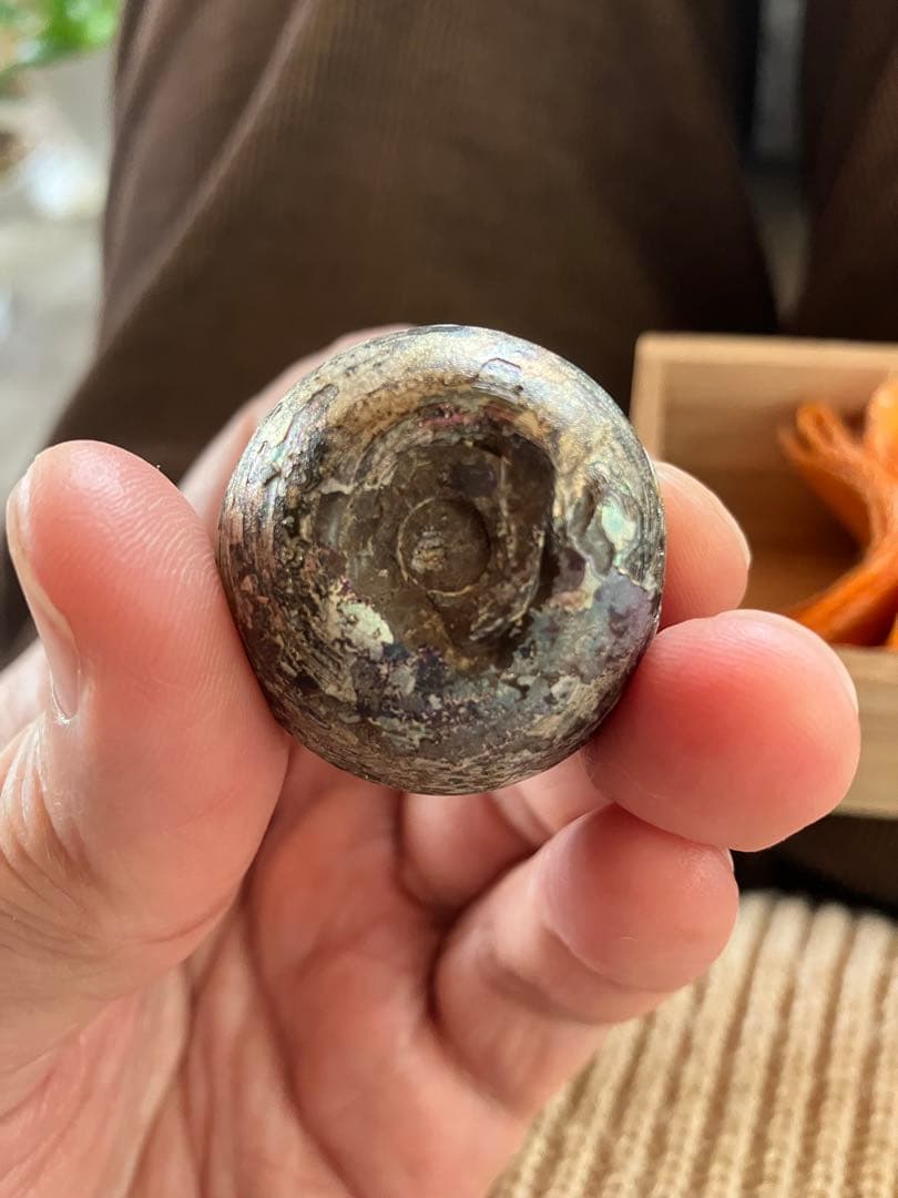 古代ローマン・グラス「銀化小壷」　サイズ高さ3.8cm