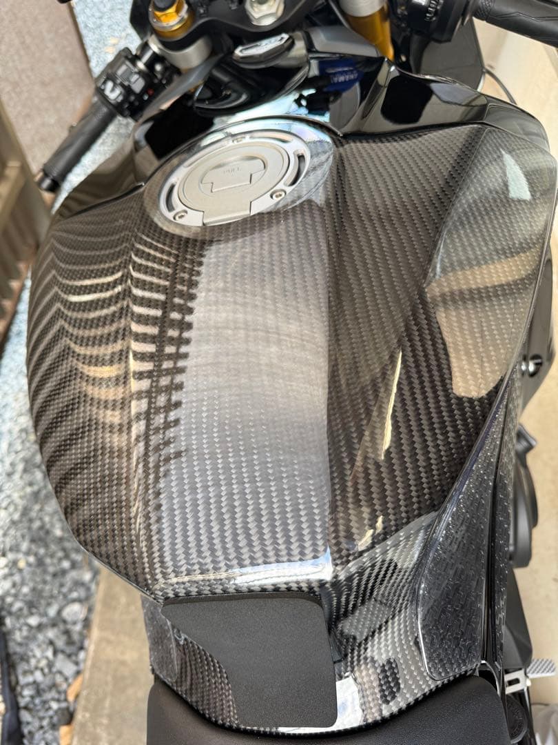 才谷屋ファクトリー 15～19・20~YZF-R1/R1M タンクカバー25ve