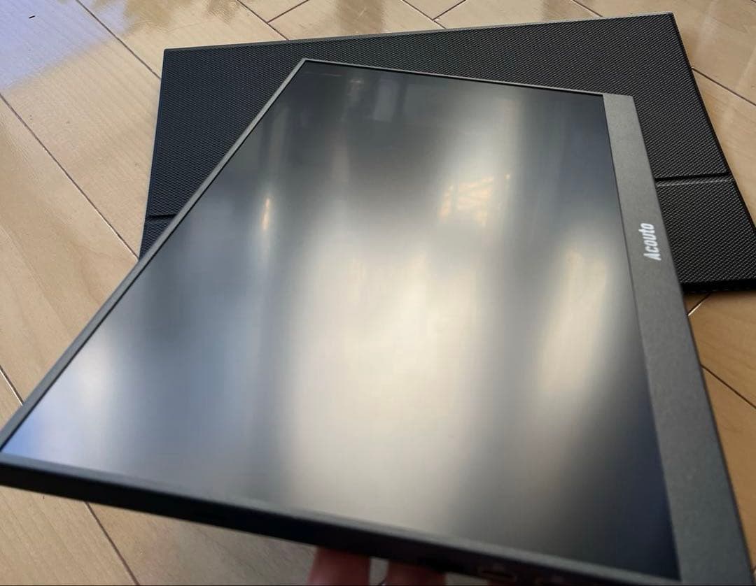 美品Acouto XC17 Pro 2K WQHD17.3インチモバイルモニター