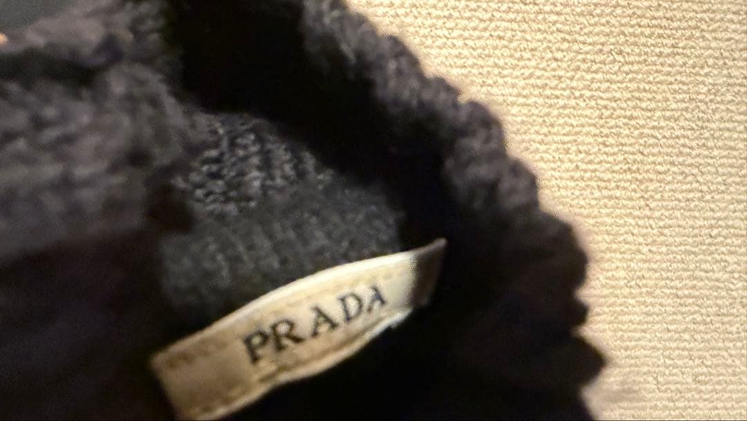 PRADA プラダ　手袋