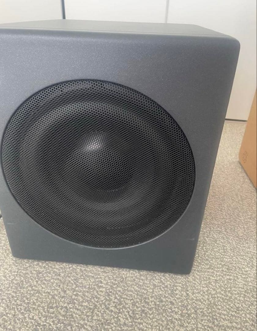 Neumann KH 750 DSP サブウーファー