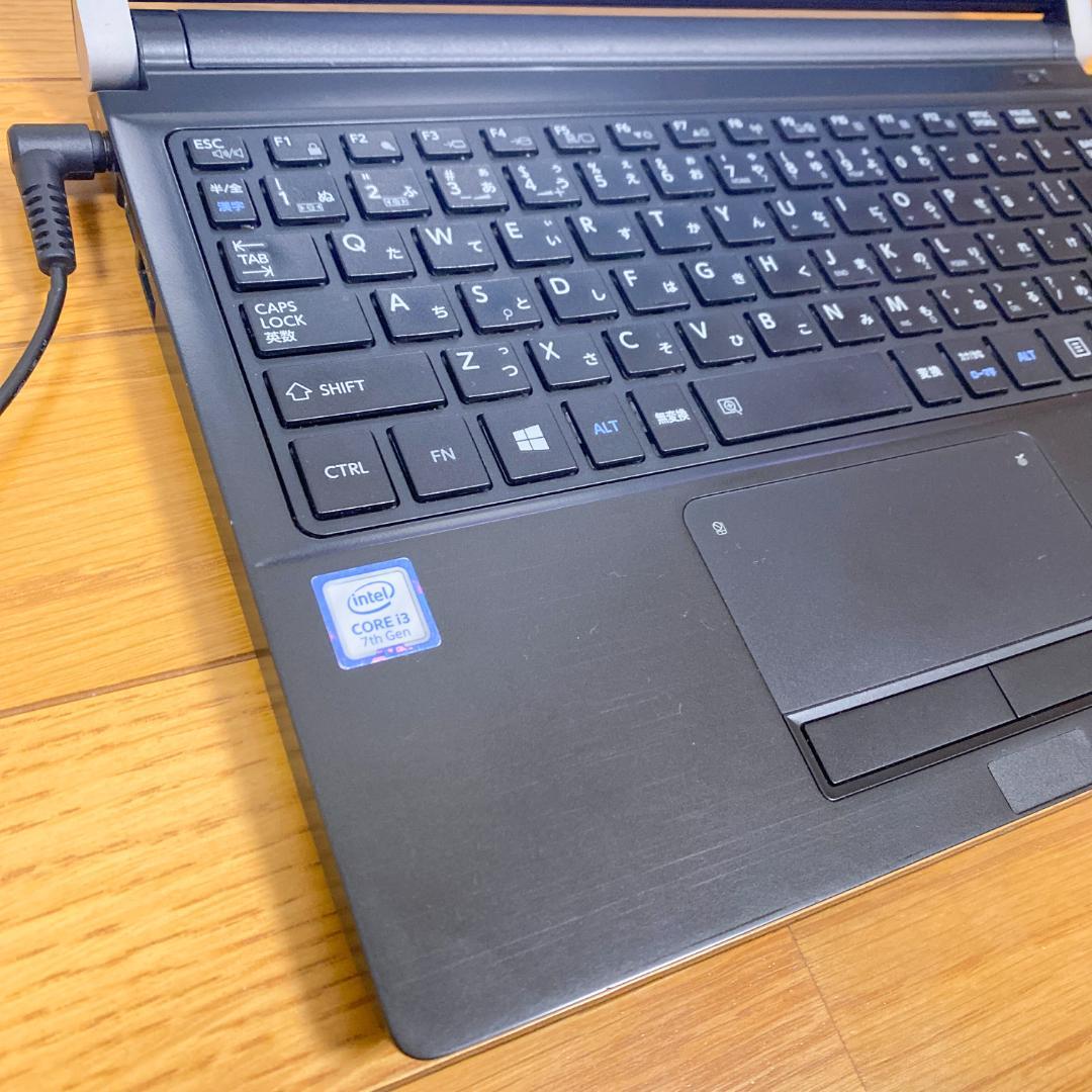 東芝軽量ノートパソコン✨メモリ16 快適SSD 7世代i3 Windows11