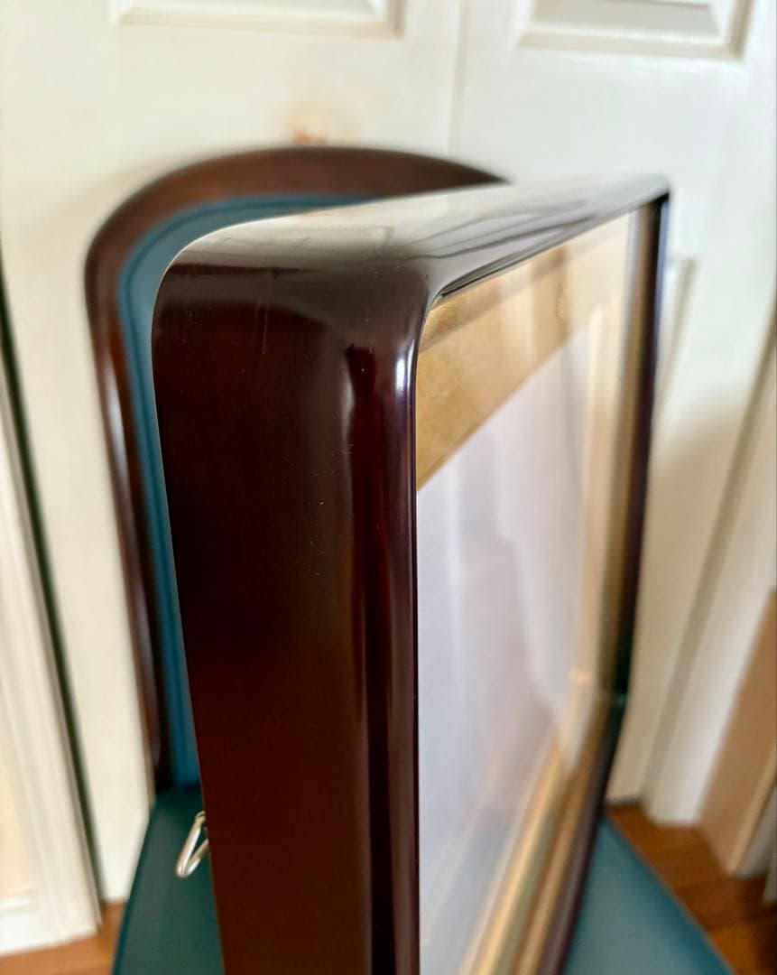 ★叙勲額縁　菊の御紋　ダークブラウンの木製額縁