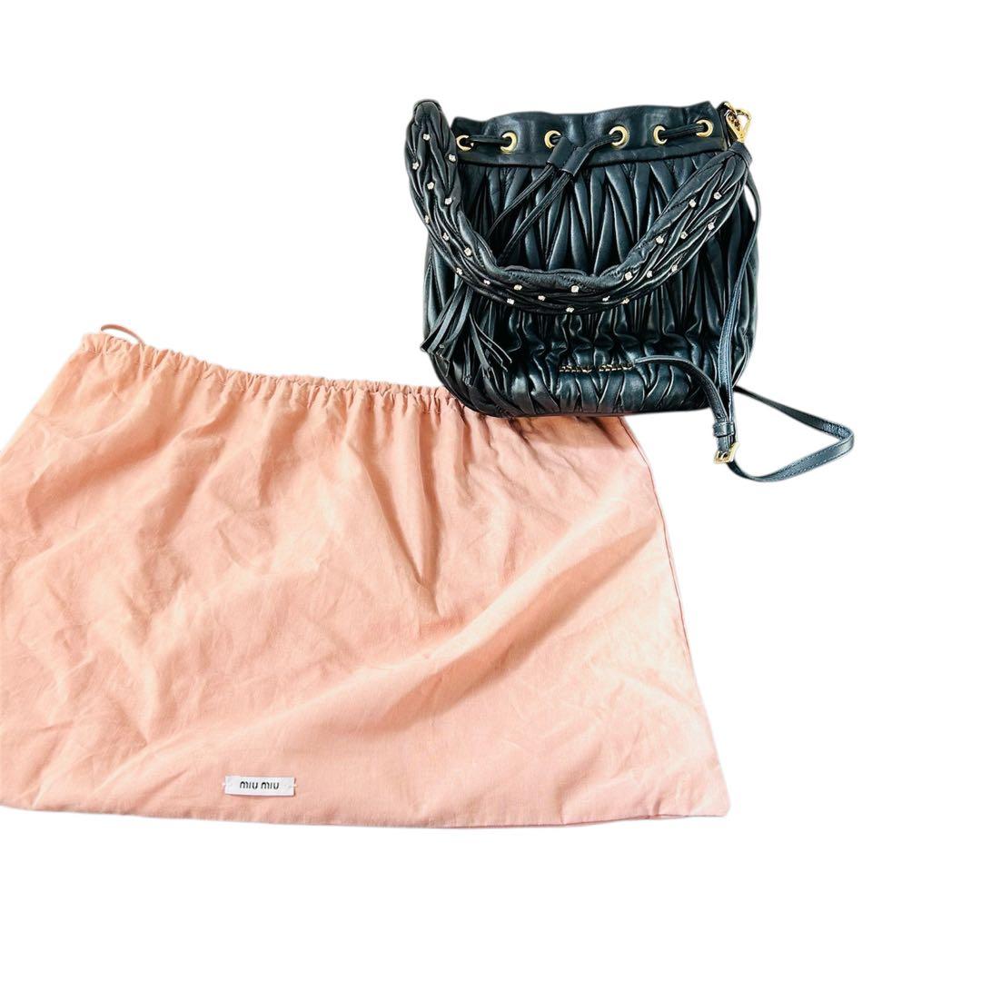 【miu miu】マテラッセ ブラック 2wayハンドバッグ