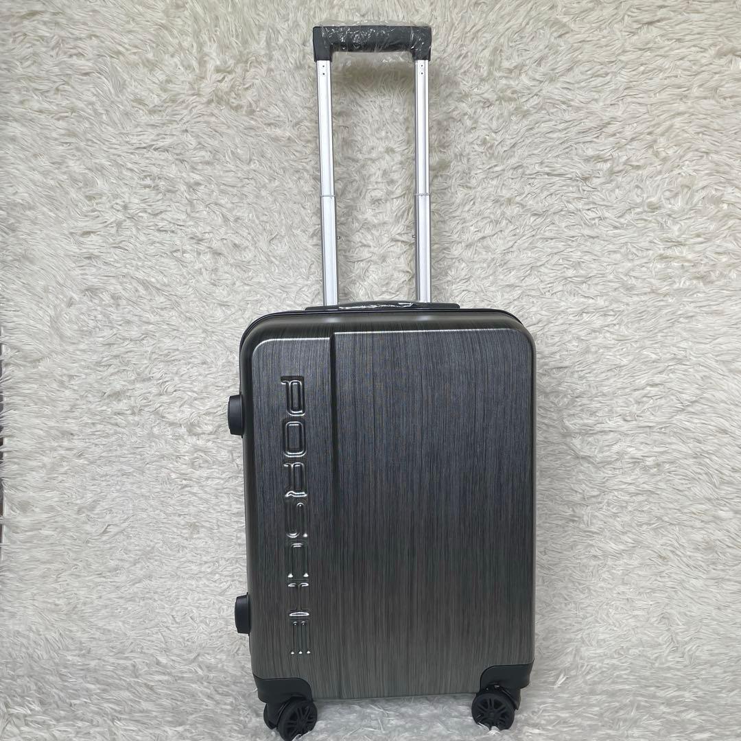 ✨新品・未使用✨ ポルシェ　軽量オリジナル　TSAロック　スーツケース　機内OK
