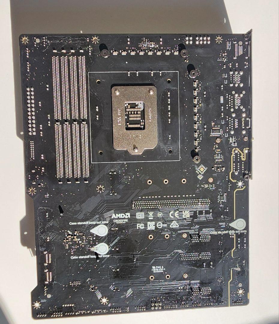 MAG Z590 TOMAHAWK WIFI マザーボード