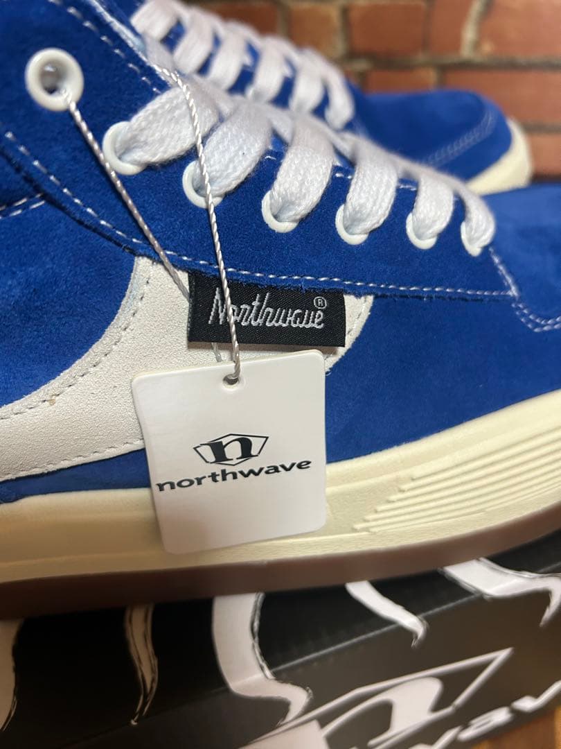 ノースウェーブ　espresso chilli suedeブルー値引き終了。