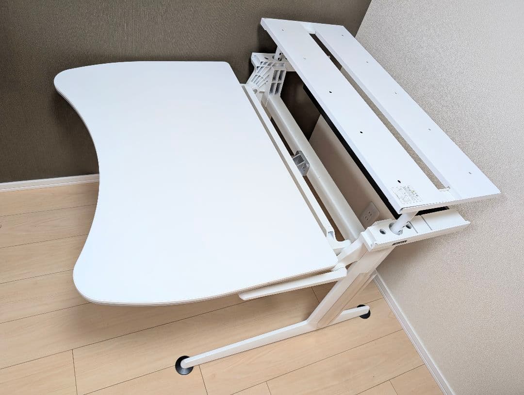 【suoneさま】美品 定価21万 オカムラ クルーズ 昇降デスク