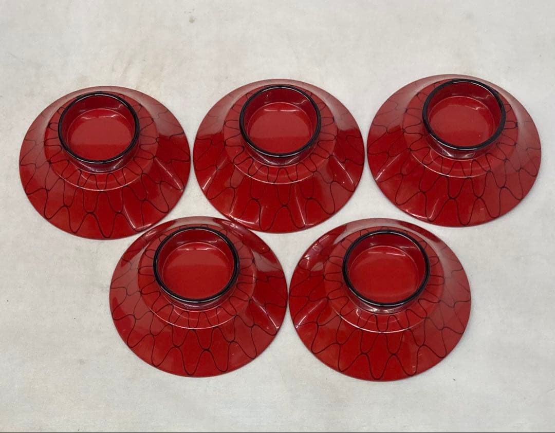 B471b「黒網目 朱箸洗 5個」箱書は表書のみ　木地　外朱漆塗　内黒漆塗