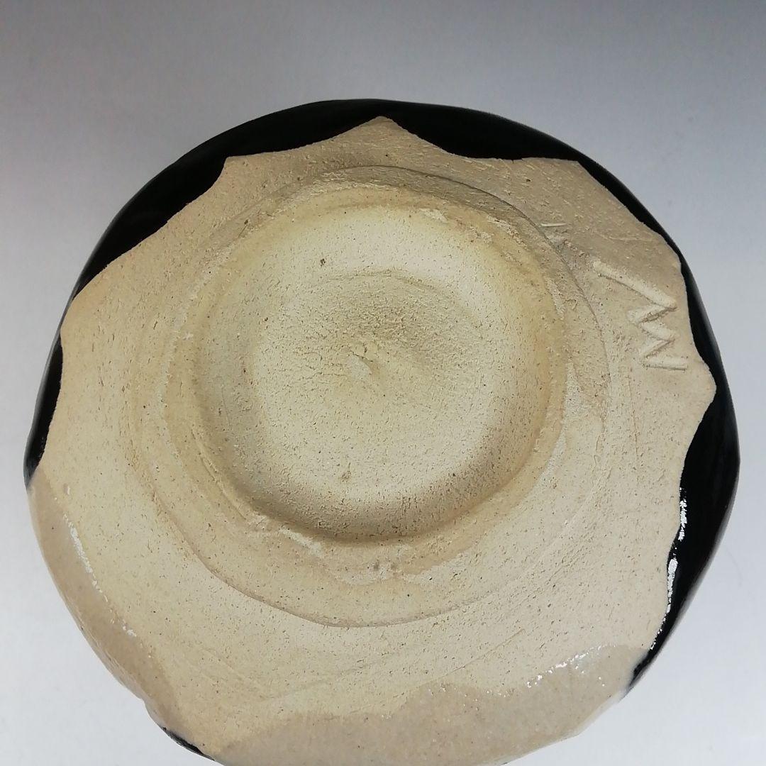 Ｗ２１　茶碗　『黒織部　筒茶碗』『萌黄窯　遠山美恵子 作』　共箱　抹茶碗　茶道具