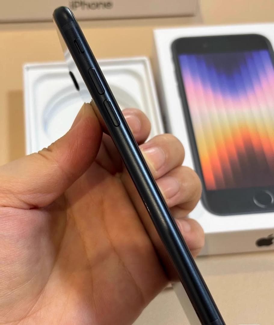 【超美品／バッテリー100%】iPhone SE2 128GB｜フリーブラック