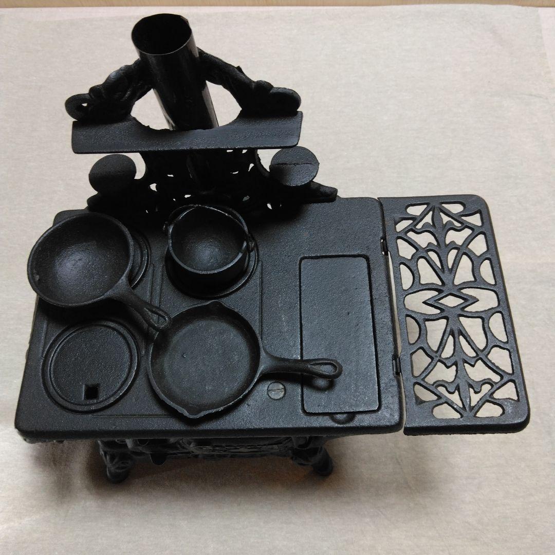 ヴィンテージCRECENTミニチュア鋳鉄製ストーブ·アンティークキッチン·レア