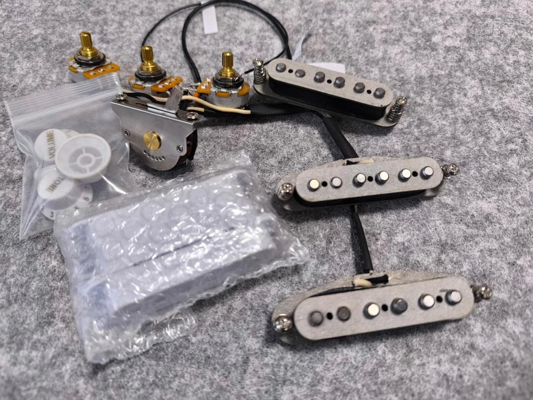 弱点克服 12kハイパワーAS‐9音色切り替えAlnico2&5混成サーキット