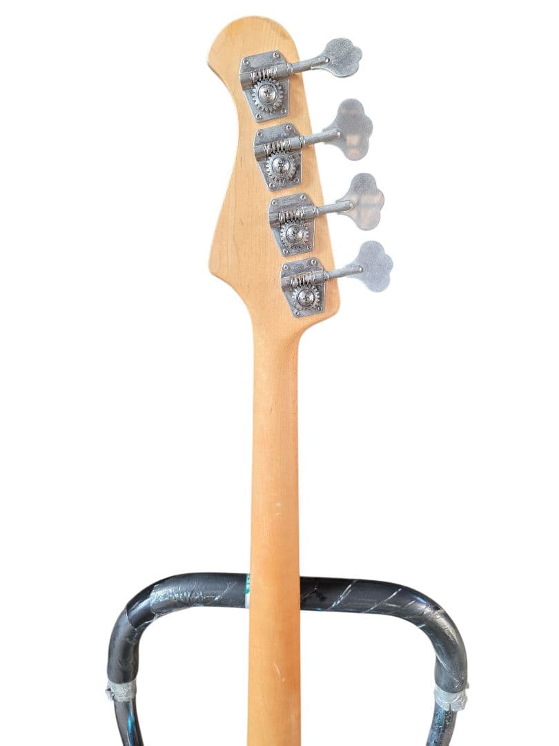 Bacchus バッカスエレキギター