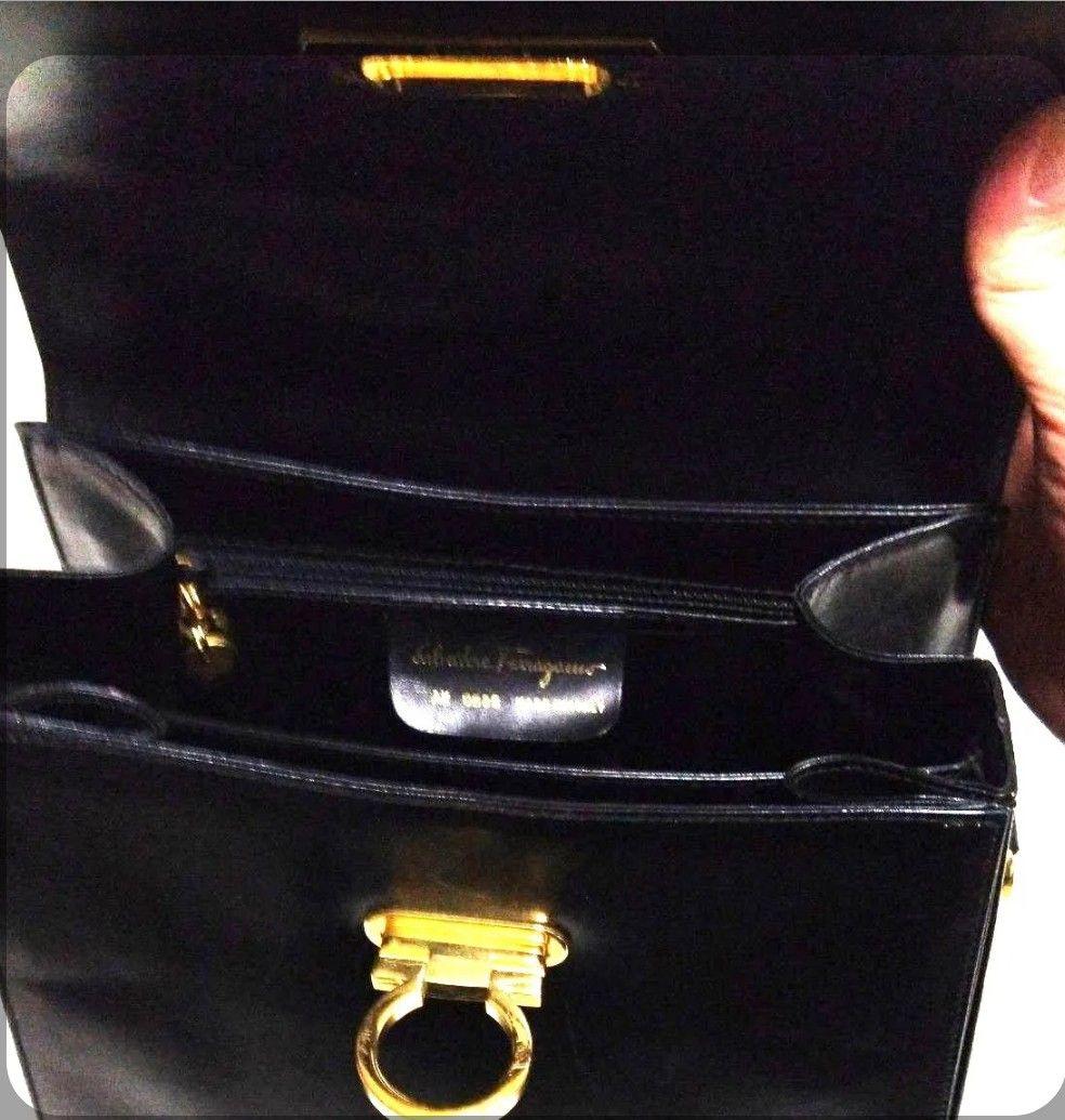 美品ferragamo バッグ