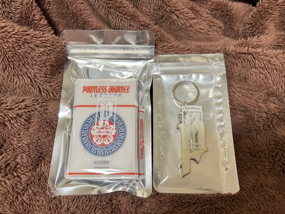 POINTLESS JOURNEY ミニウォレットキーチェーン　ロゴキーチェーン