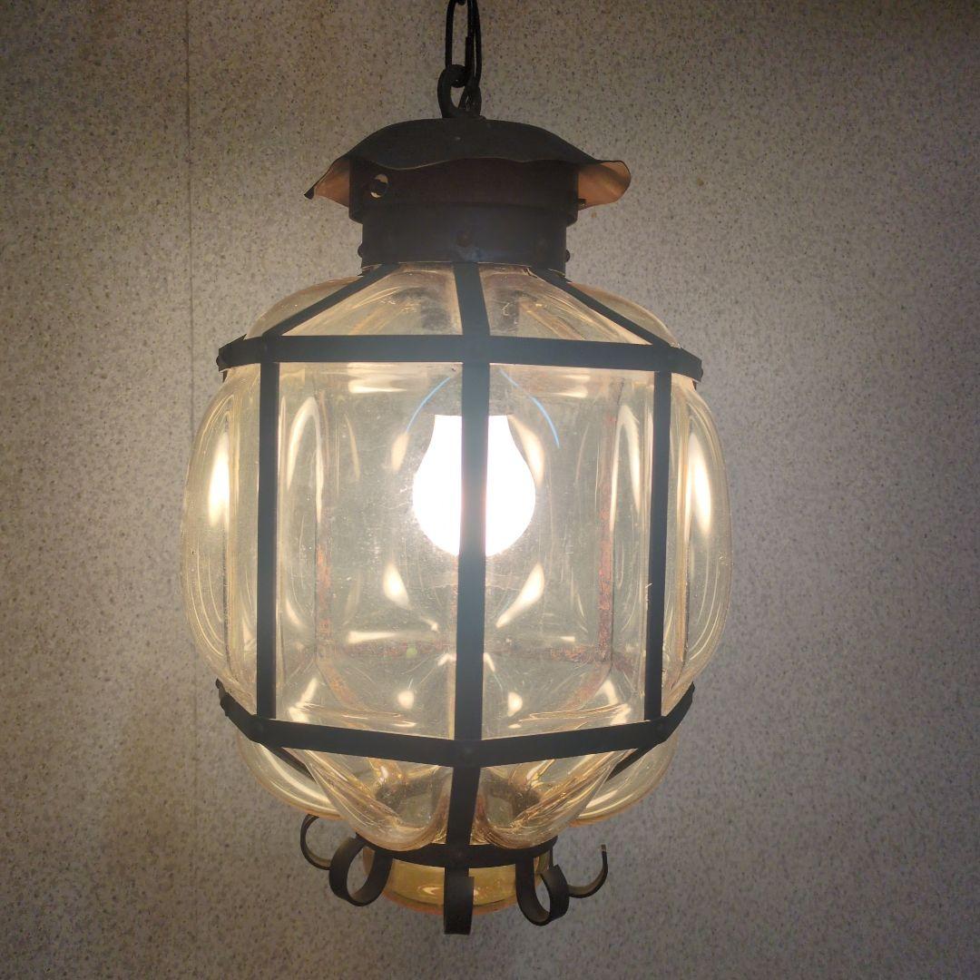 昭和レトロ　ペンダントライト　古いガラス瓶 飴色　アンティーク