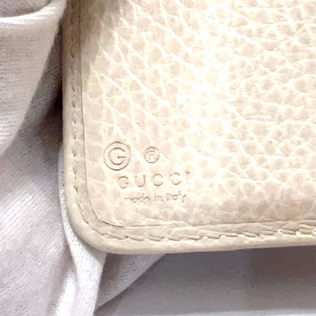 グッチ 折り財布 GGキャンバス GG柄 ラウンドファスナー コンパクト 白