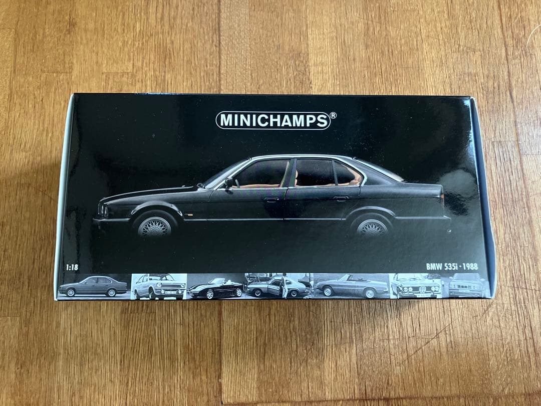 未開封品 MINICHAMPS 1/18 BMW 535i 1988 black